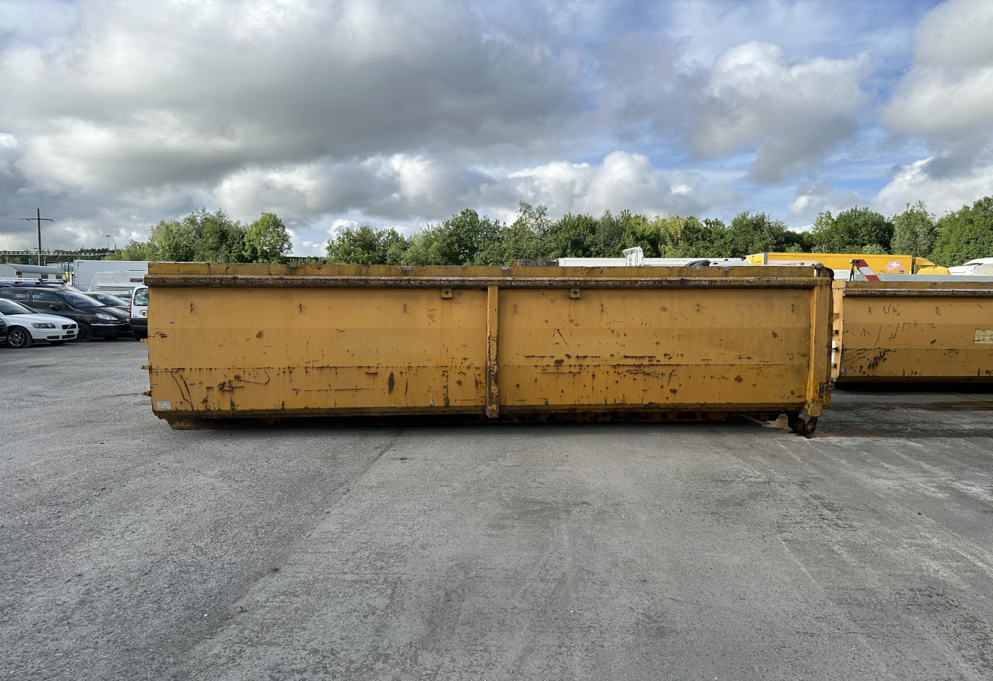 MOTO6625_2627456 vehicle image
