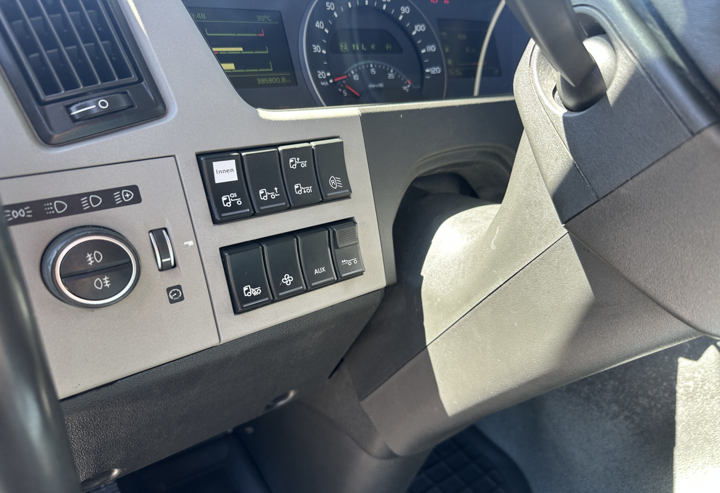 MOTO6625_2657080 vehicle image