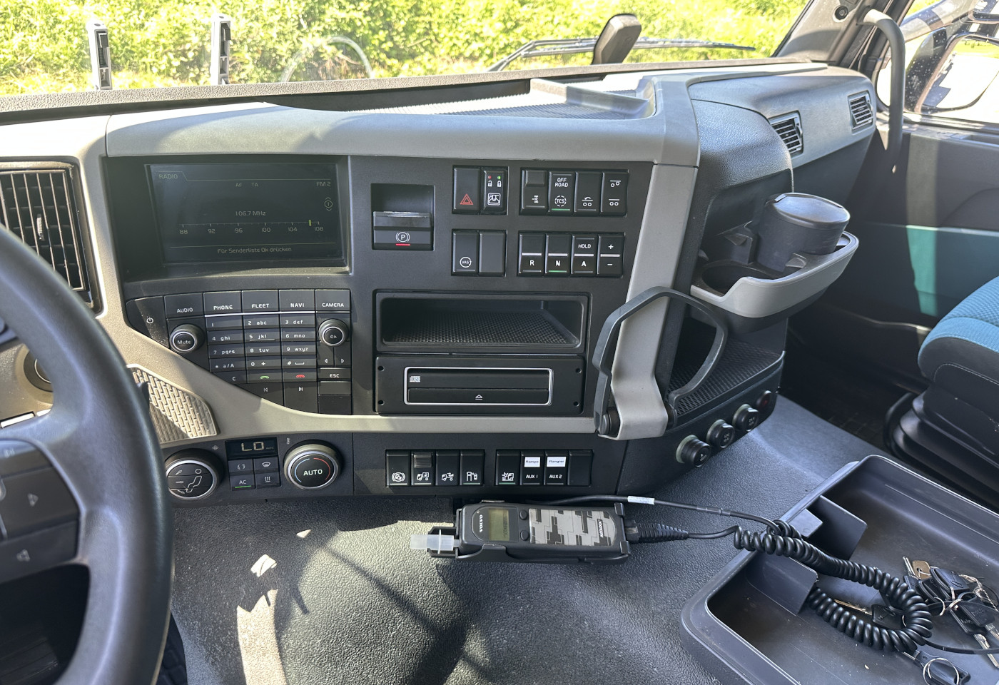MOTO6625_2657080 vehicle image