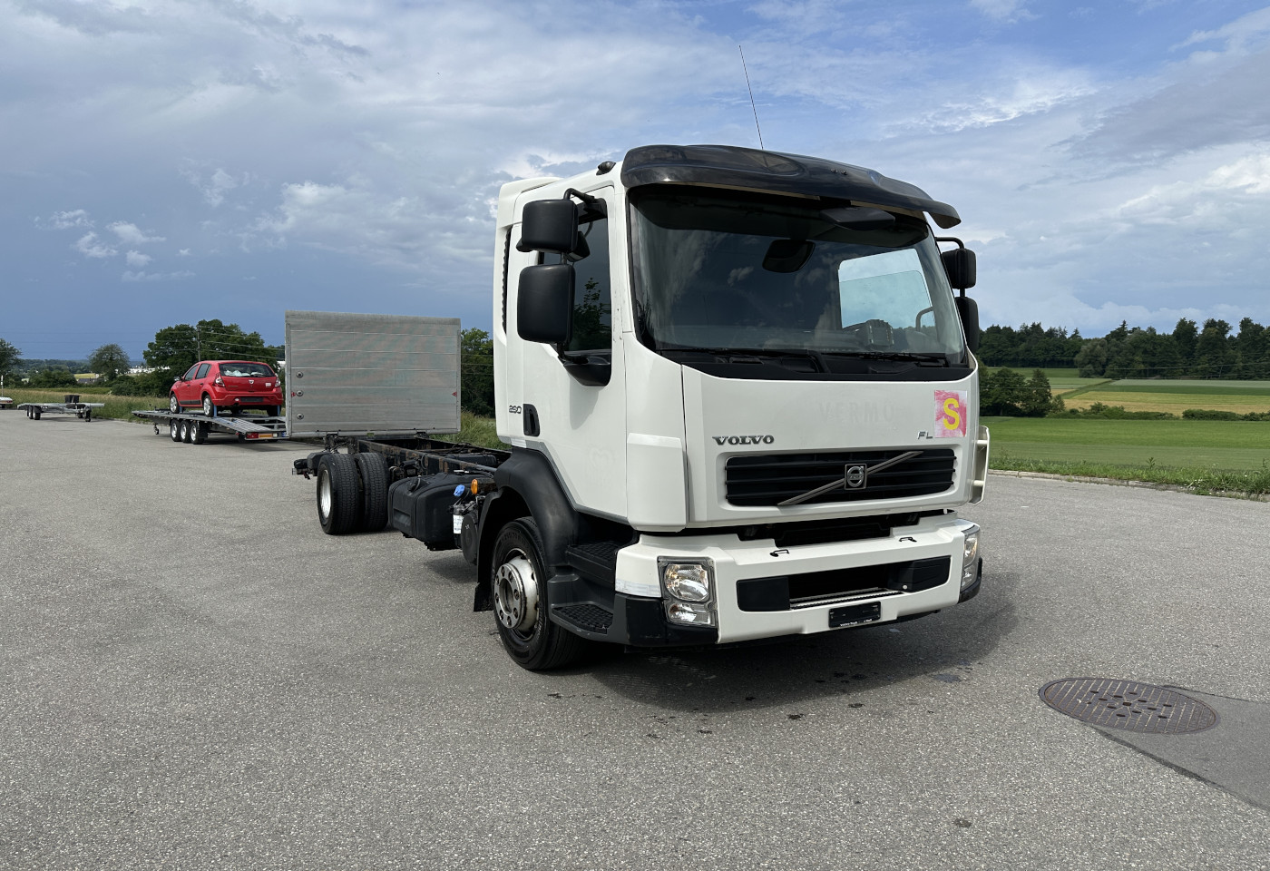 MOTO6625_2657115 vehicle image