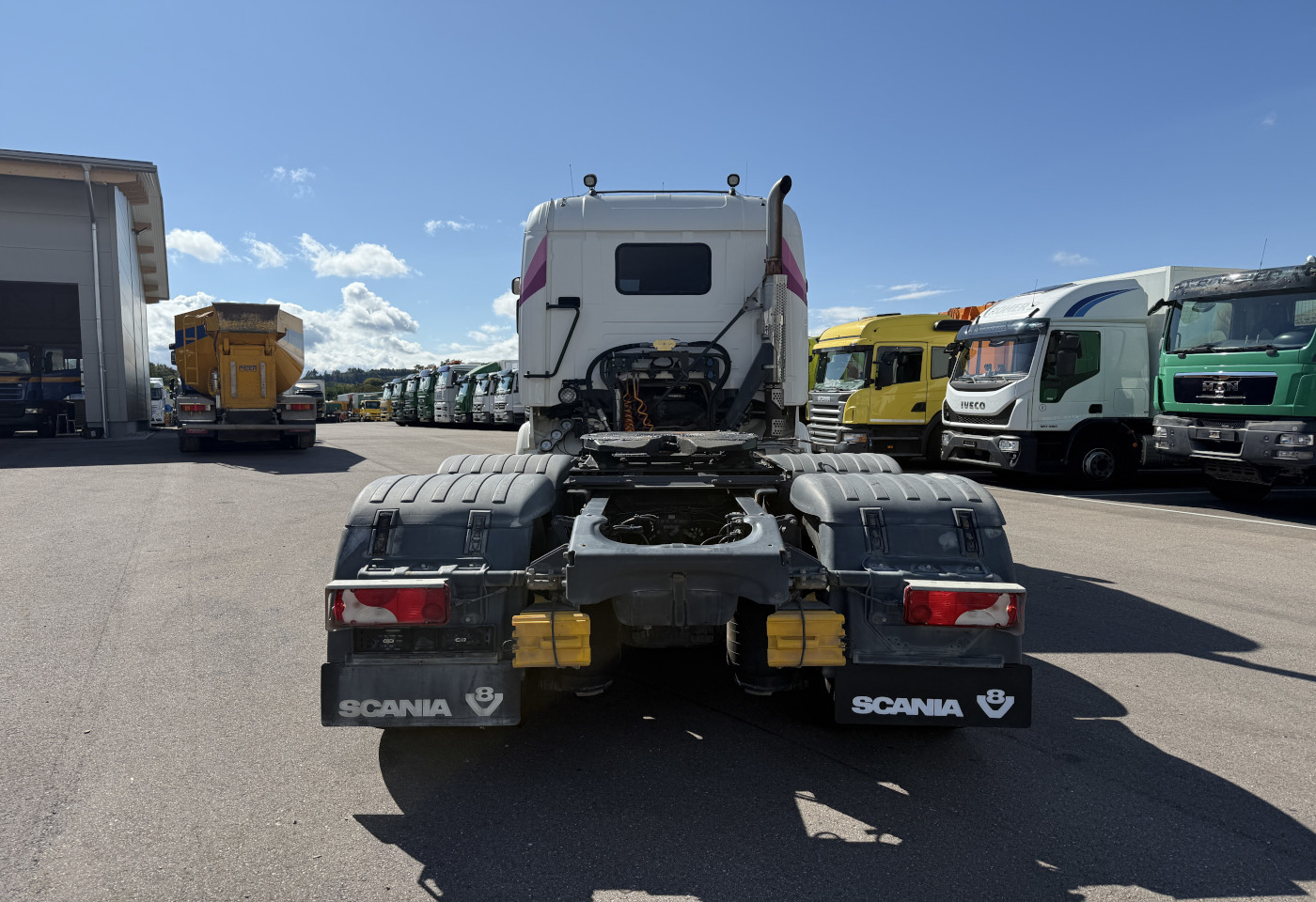 MOTO6625_2741964 vehicle image