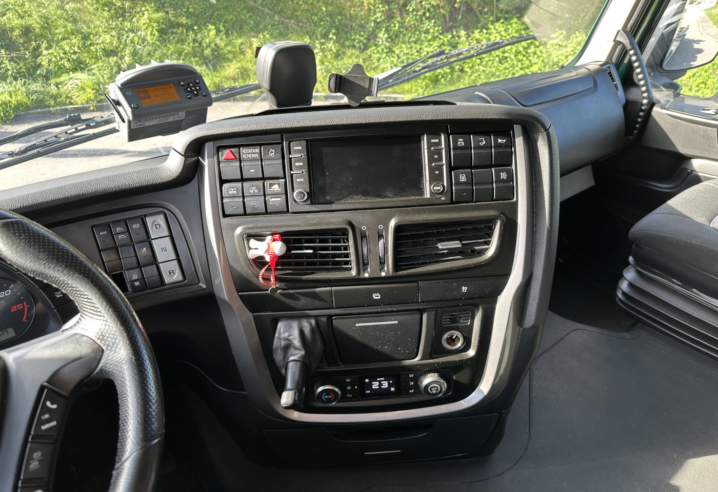 MOTO6625_2746042 vehicle image