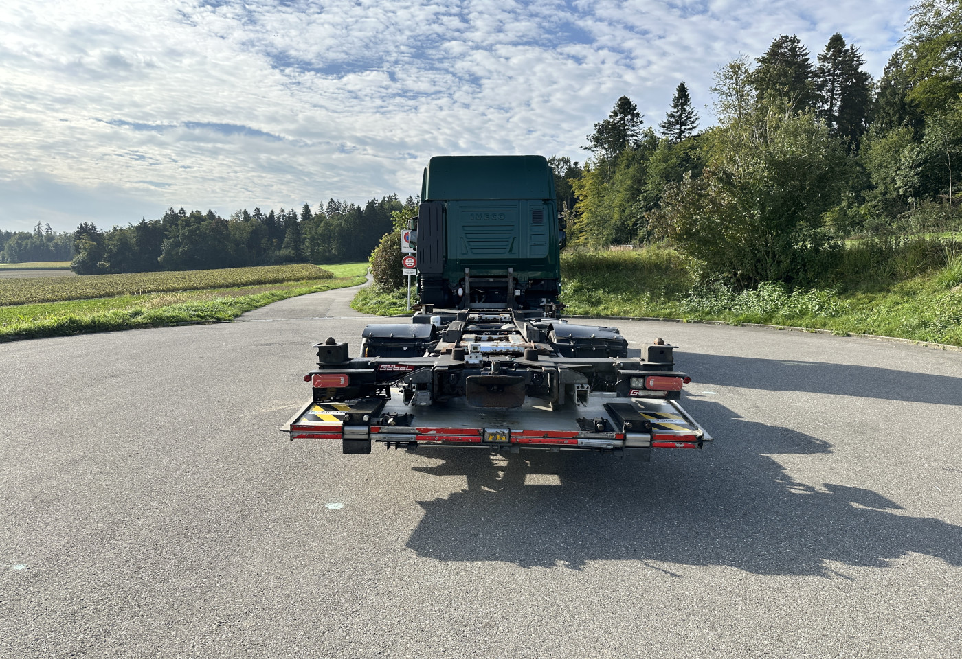 MOTO6625_2746042 vehicle image