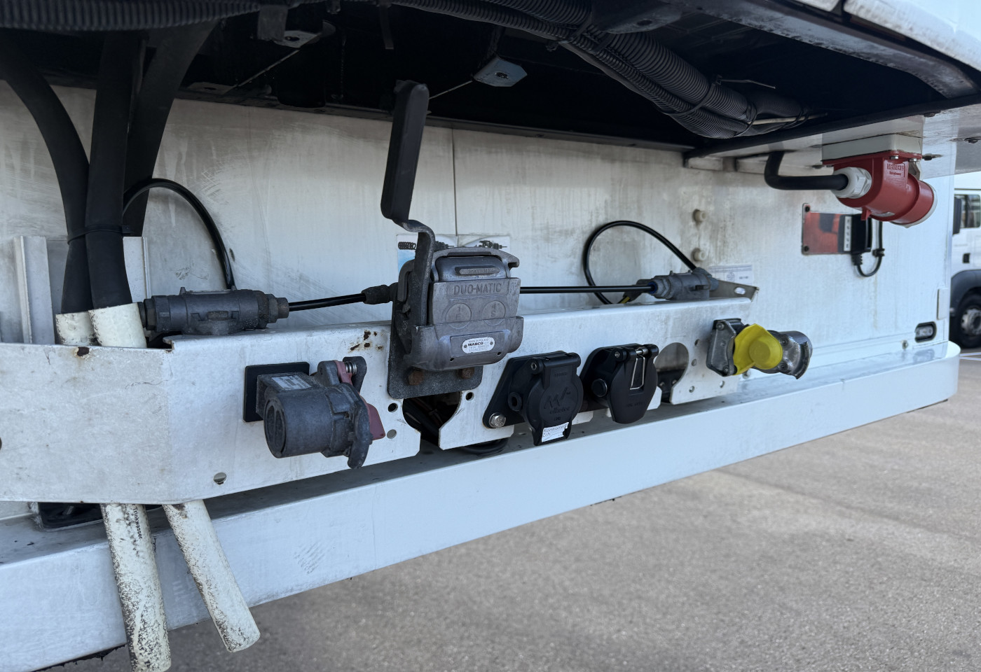 MOTO6625_2737864 vehicle image