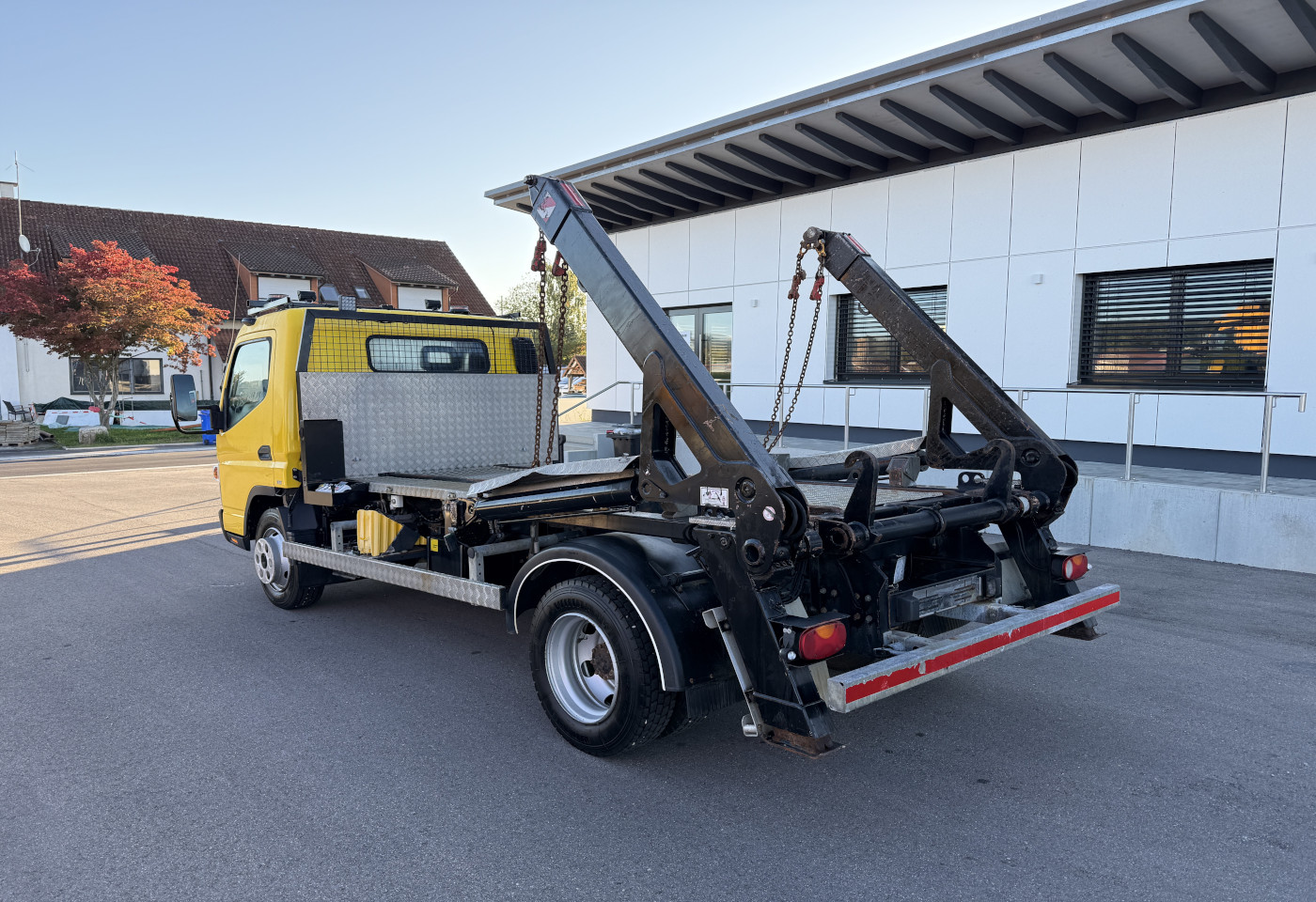 MOTO6625_2737870 vehicle image