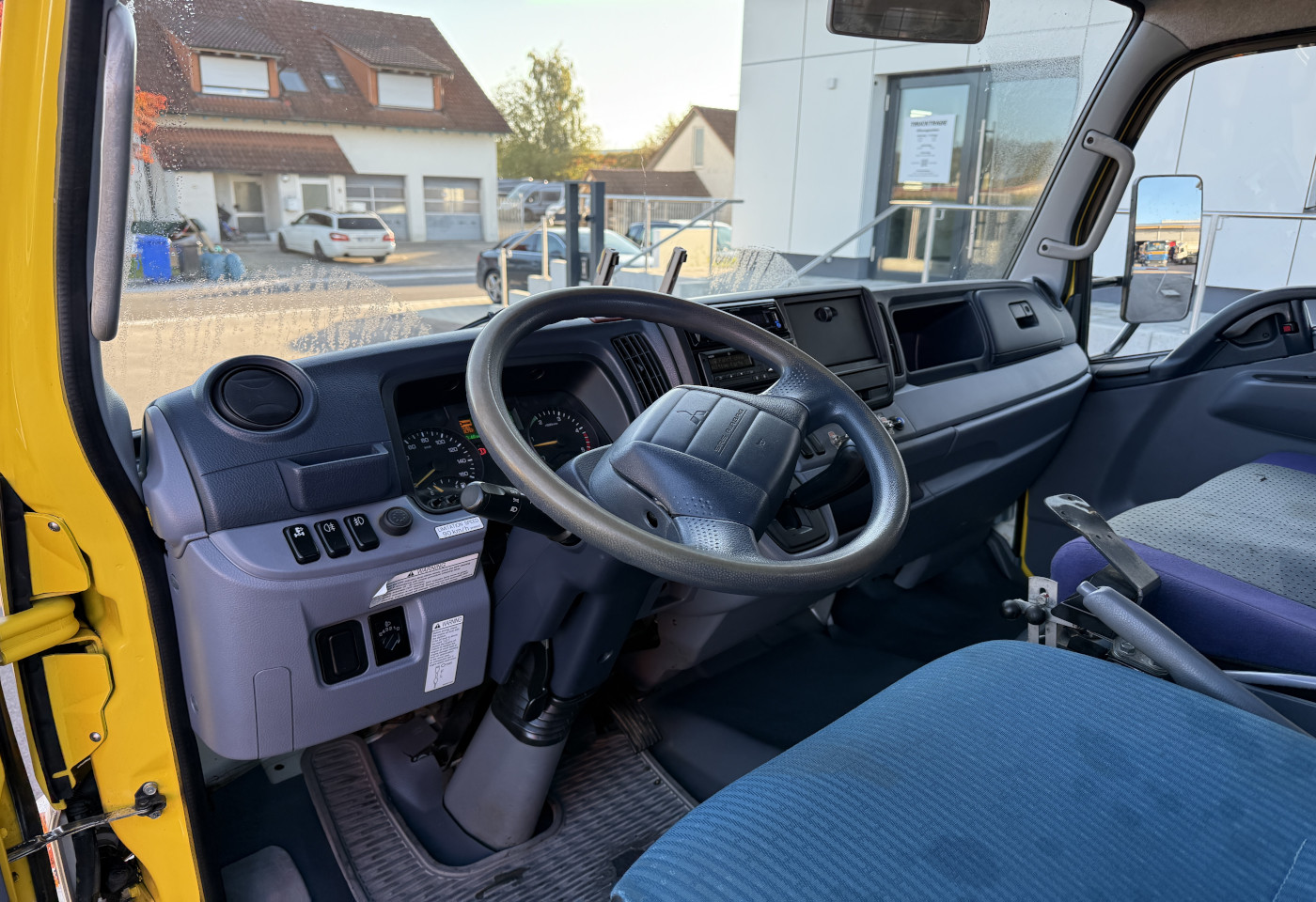 MOTO6625_2737870 vehicle image