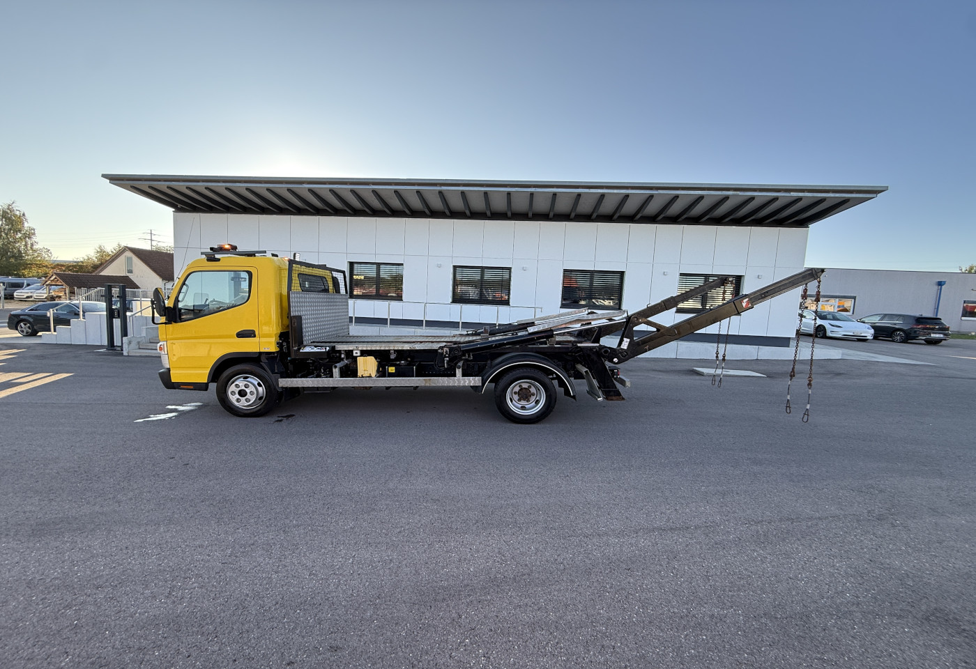 MOTO6625_2737870 vehicle image