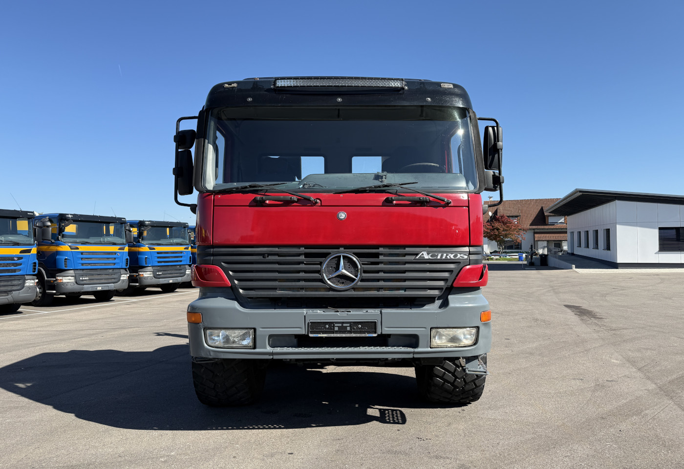 MOTO6625_2738198 vehicle image