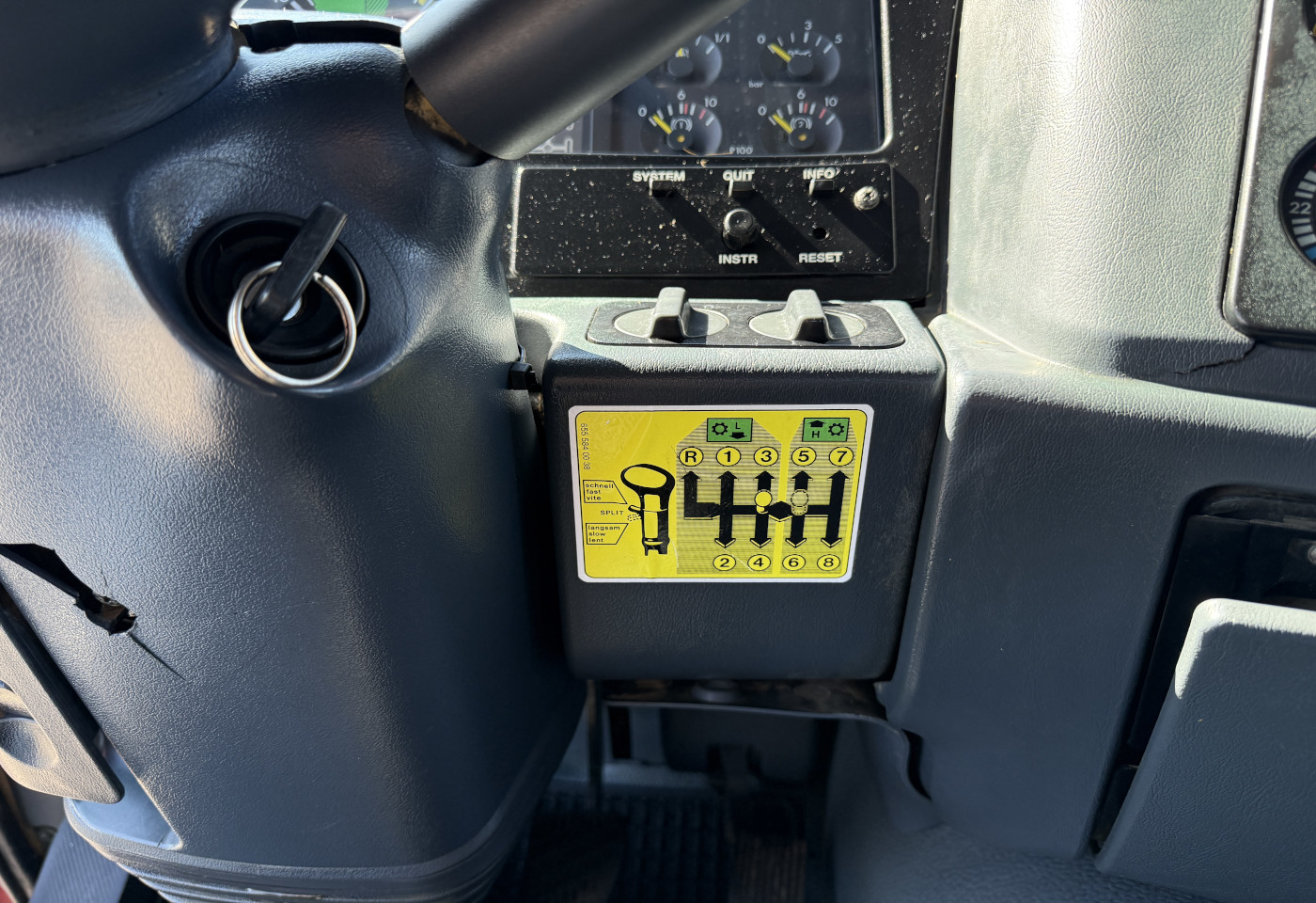 MOTO6625_2738198 vehicle image