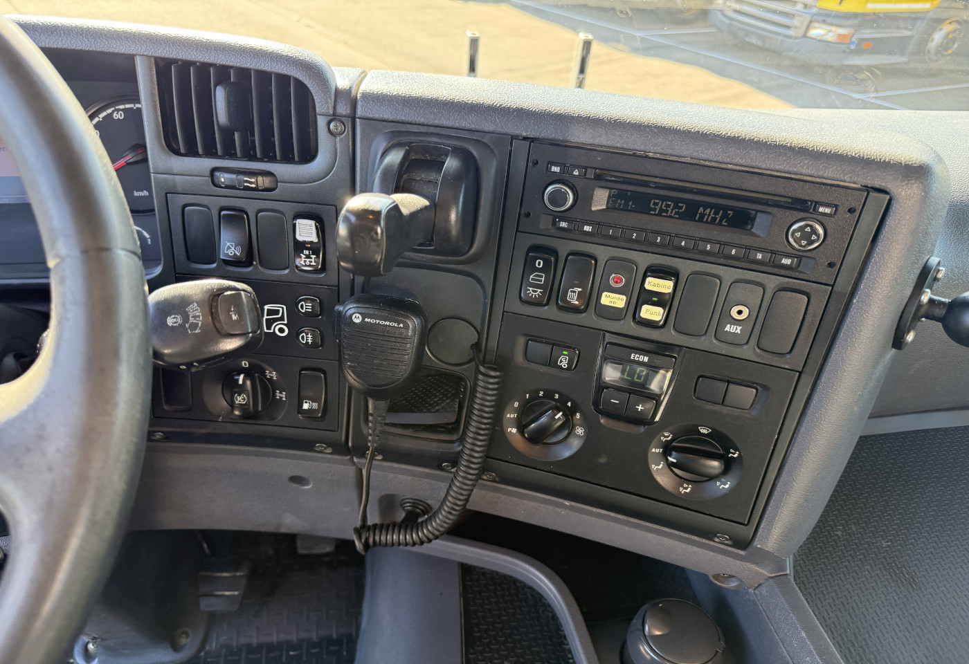 MOTO6625_2738200 vehicle image