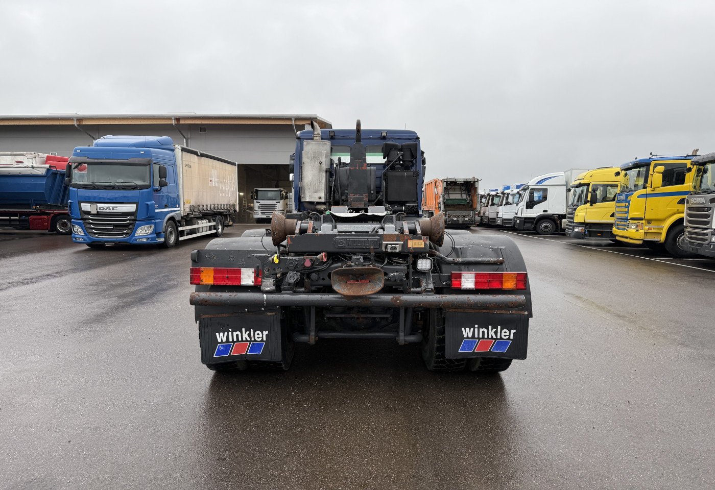 MOTO6625_2736176 vehicle image