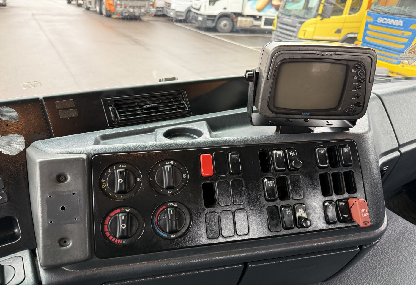 MOTO6625_2736176 vehicle image