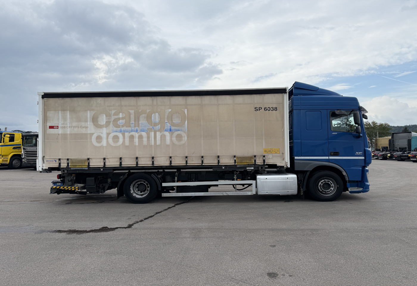 MOTO6625_2751878 vehicle image