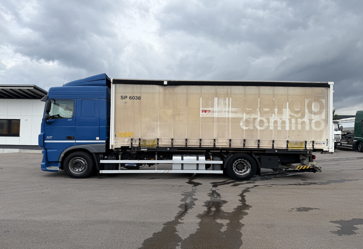 MOTO6625_2751878 vehicle image