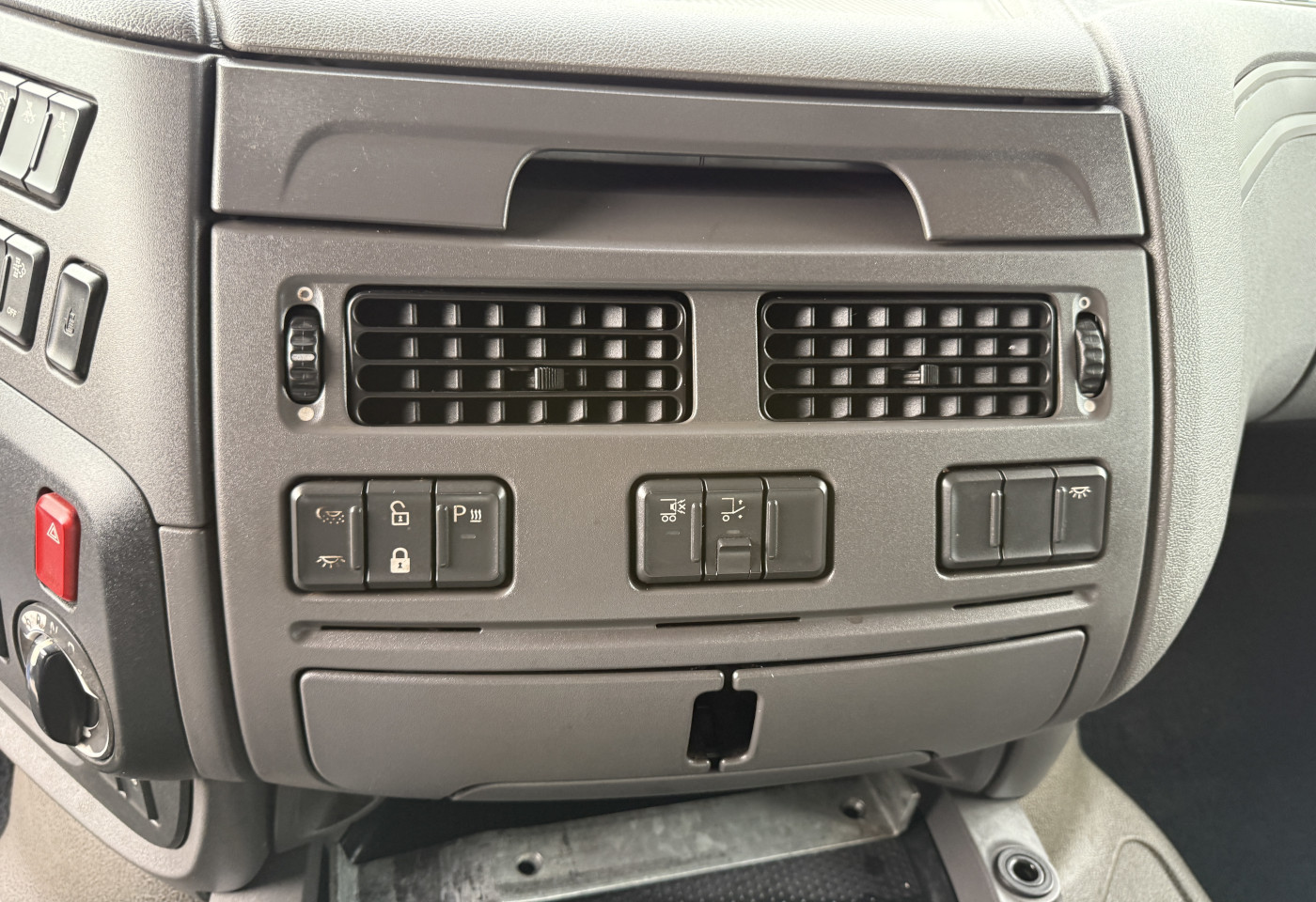 MOTO6625_2751878 vehicle image