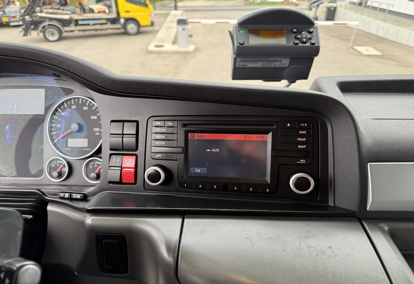 MOTO6625_2736519 vehicle image