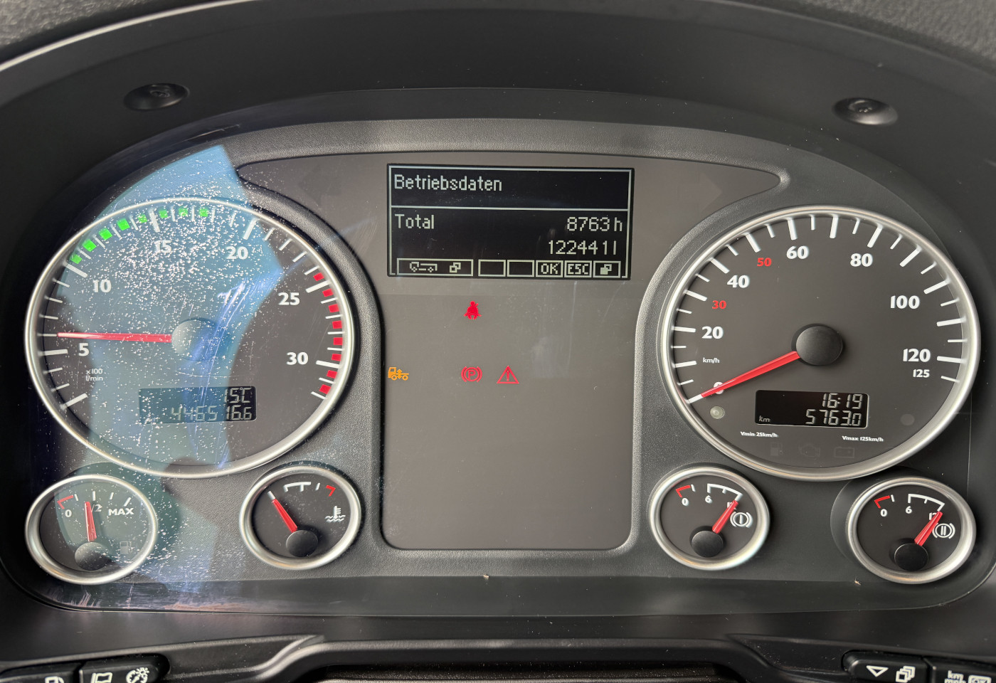 MOTO6625_2736519 vehicle image