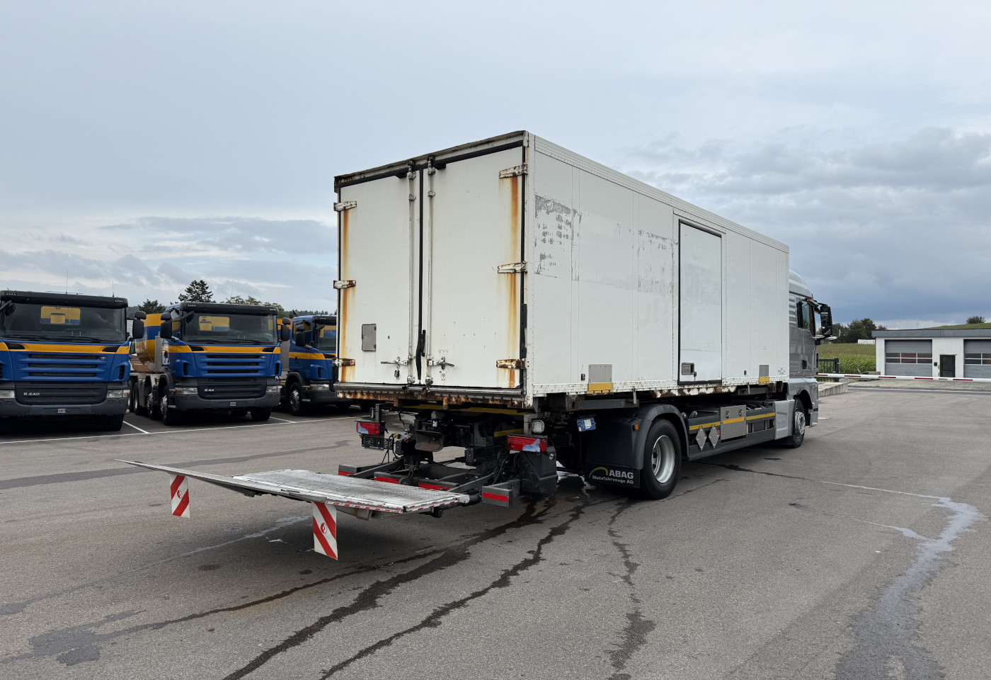 MOTO6625_2736519 vehicle image