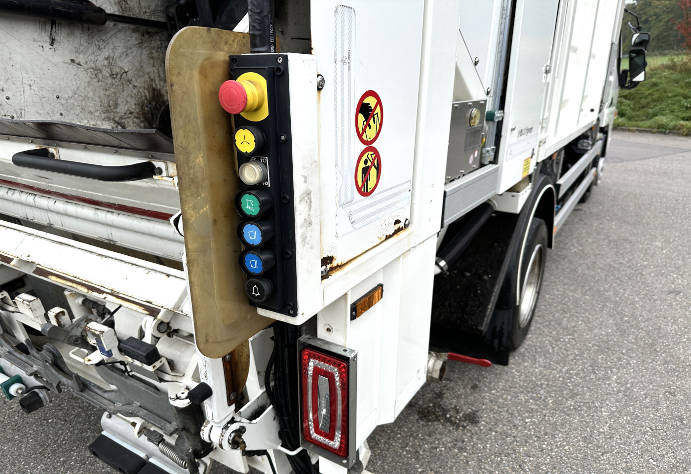 MOTO6625_2759992 vehicle image