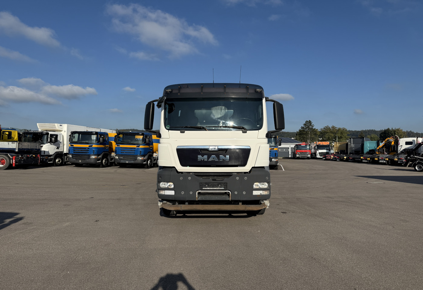 MOTO6625_2774088 vehicle image