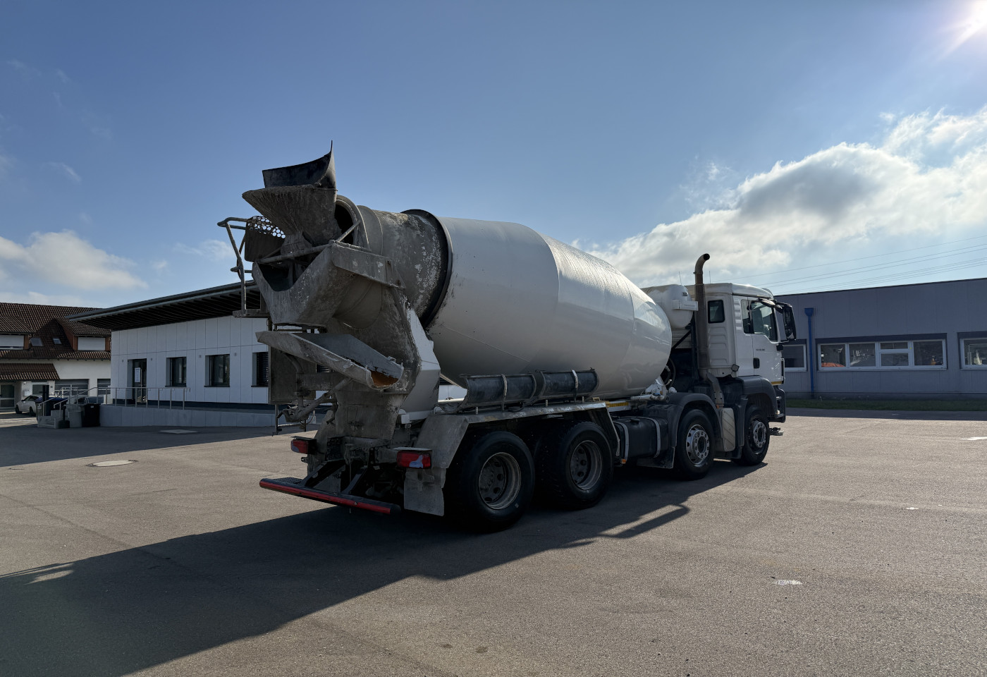 MOTO6625_2774088 vehicle image