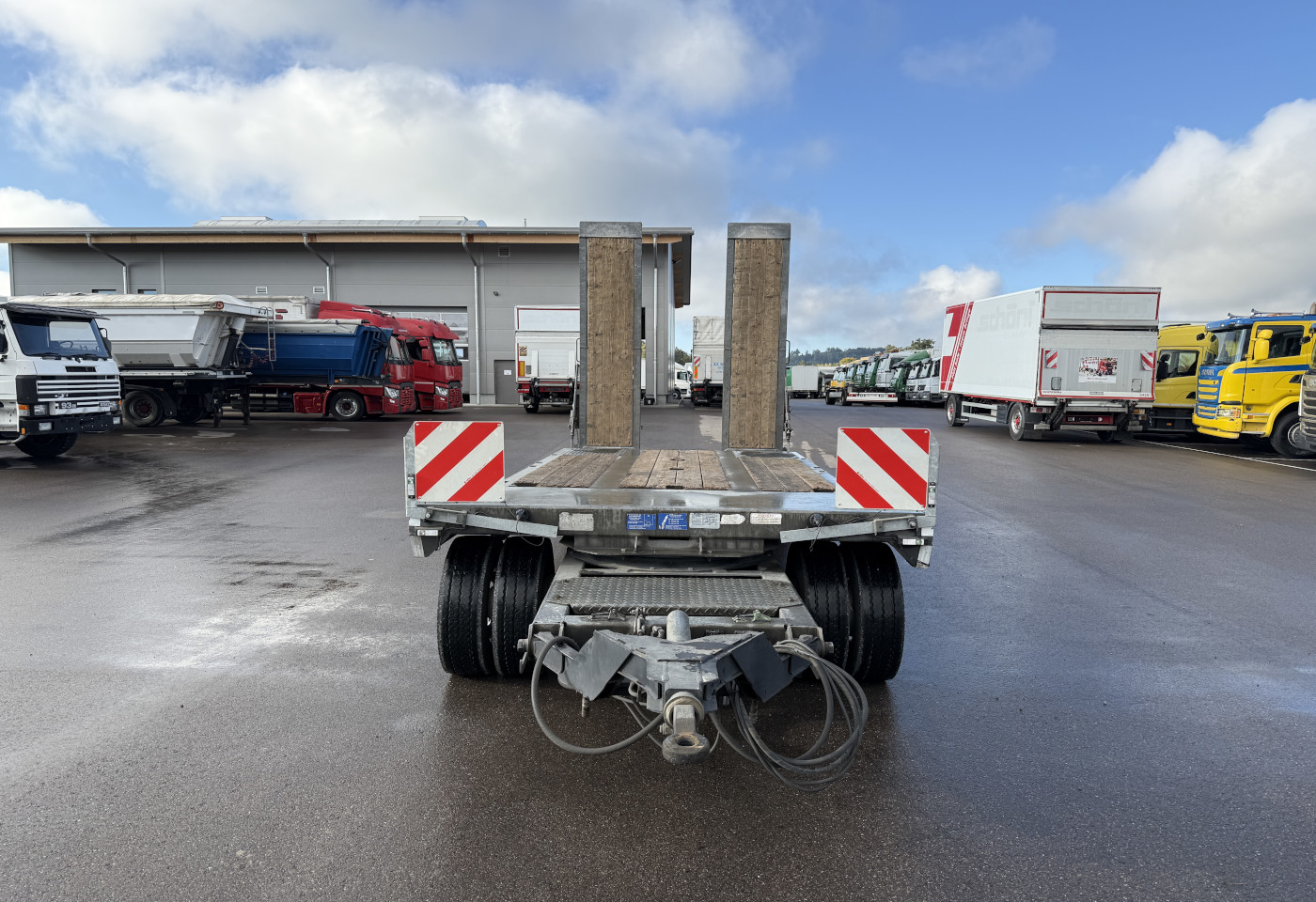 MOTO6625_2748620 vehicle image