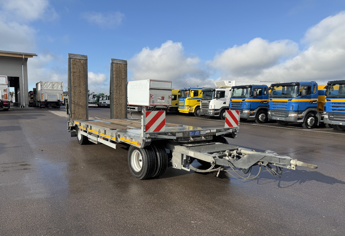 MOTO6625_2748620 vehicle image