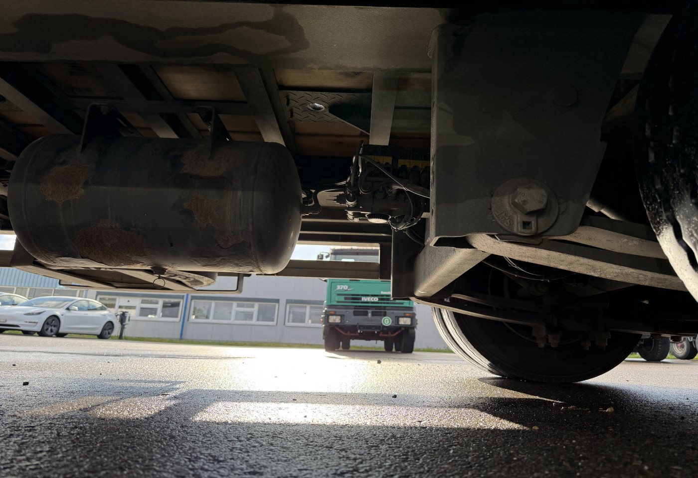 MOTO6625_2748620 vehicle image