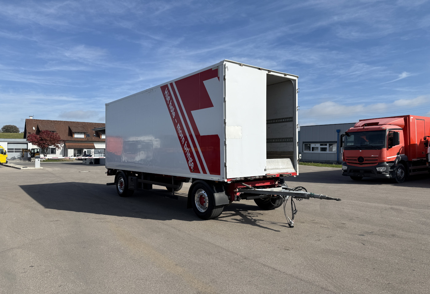 MOTO6625_2746063 vehicle image