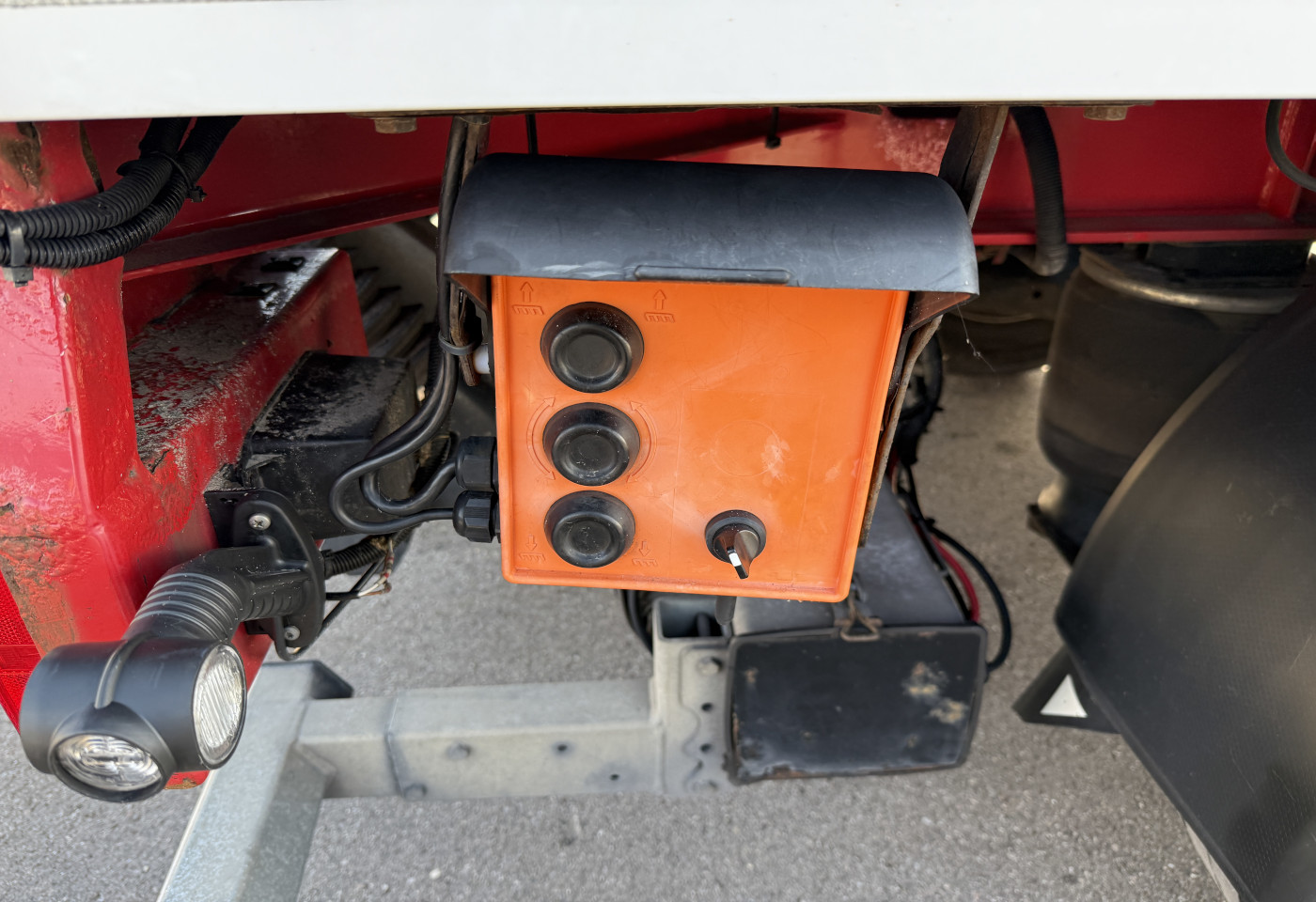 MOTO6625_2746063 vehicle image