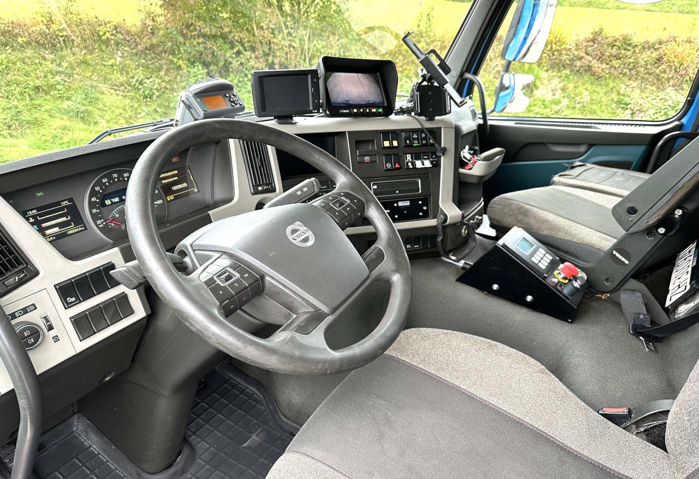 MOTO6625_2737895 vehicle image