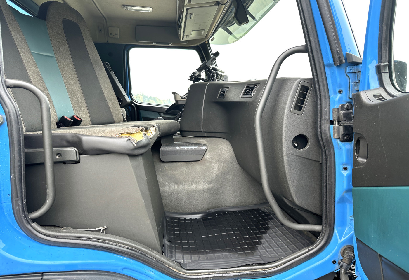 MOTO6625_2737895 vehicle image