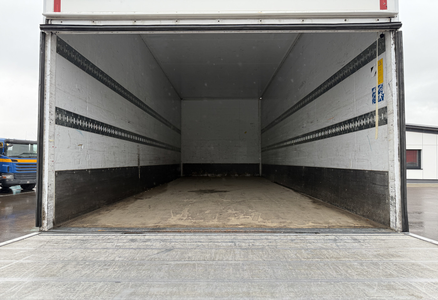 MOTO6625_2751884 vehicle image