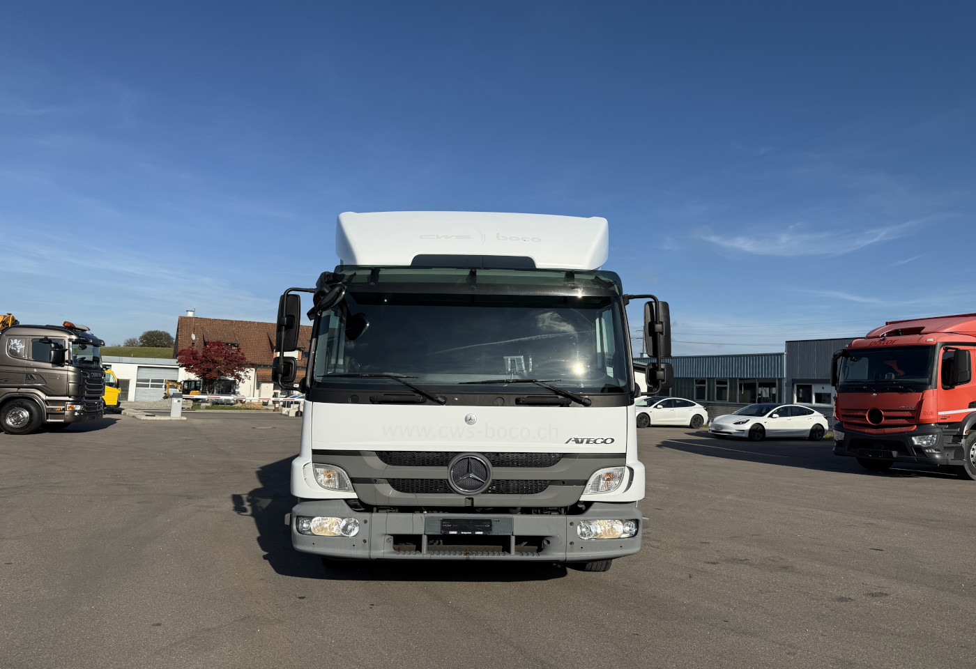 MOTO6625_2748482 vehicle image