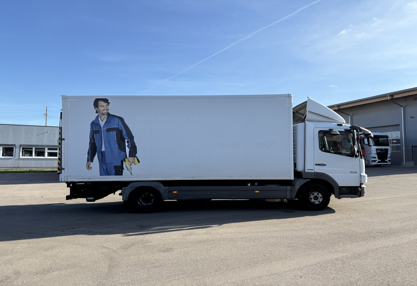 MOTO6625_2748482 vehicle image