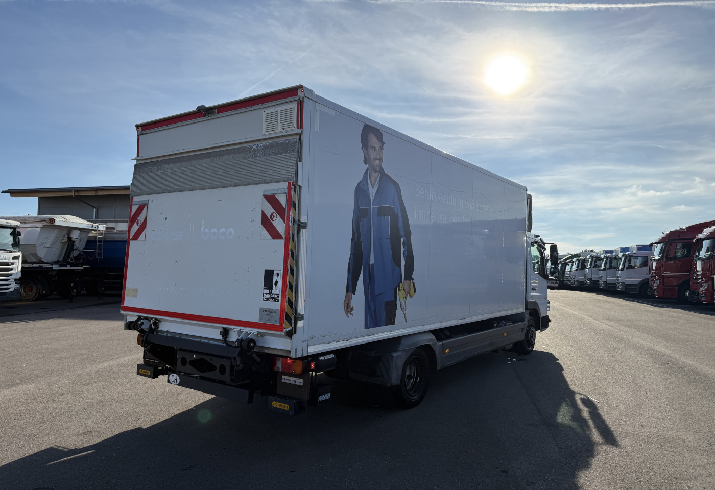 MOTO6625_2748482 vehicle image