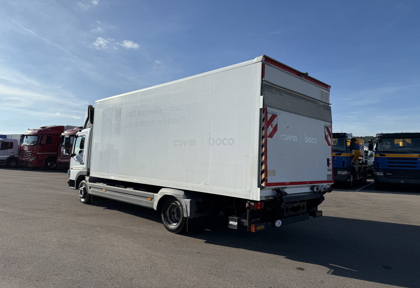 MOTO6625_2748482 vehicle image