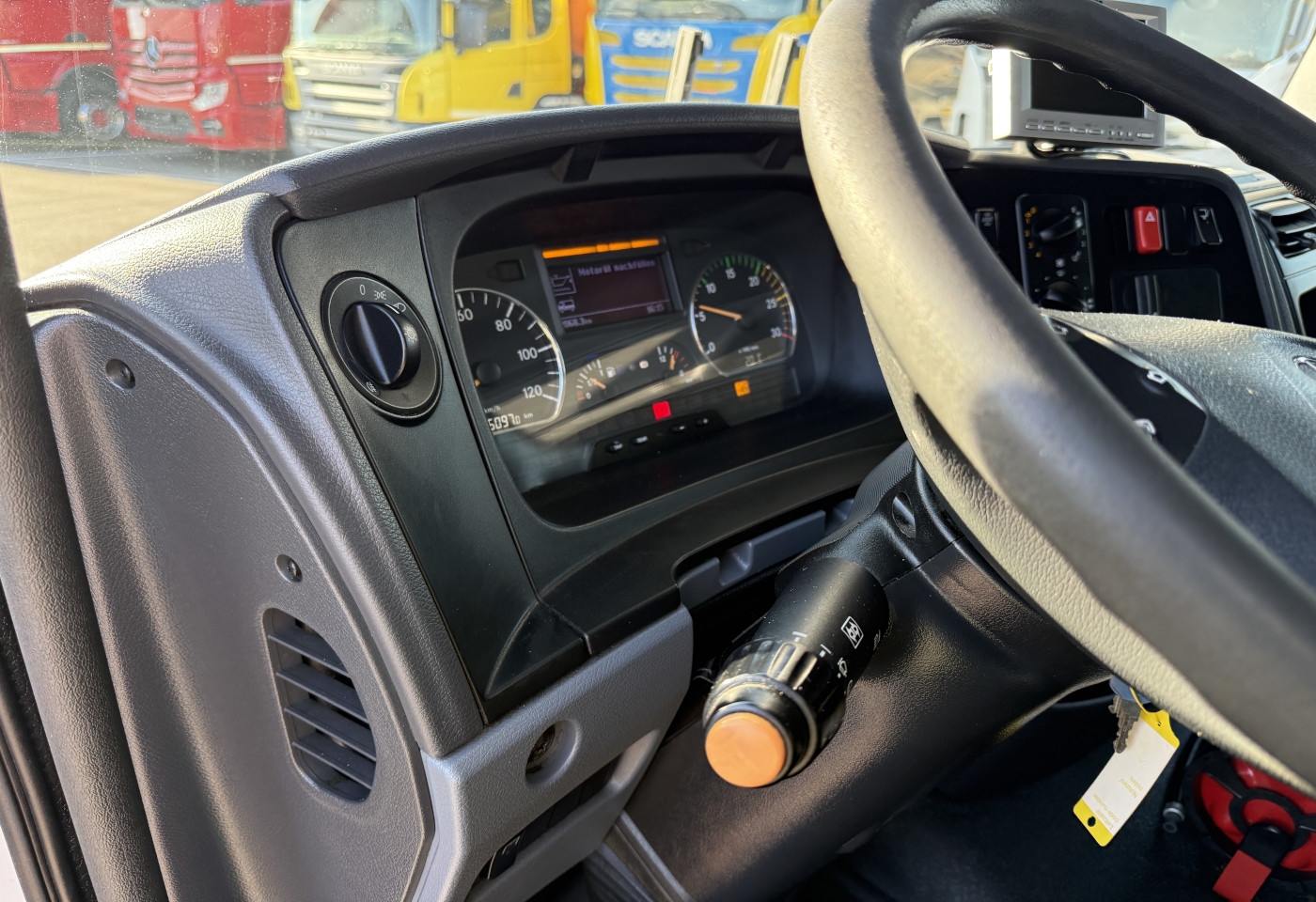 MOTO6625_2748482 vehicle image