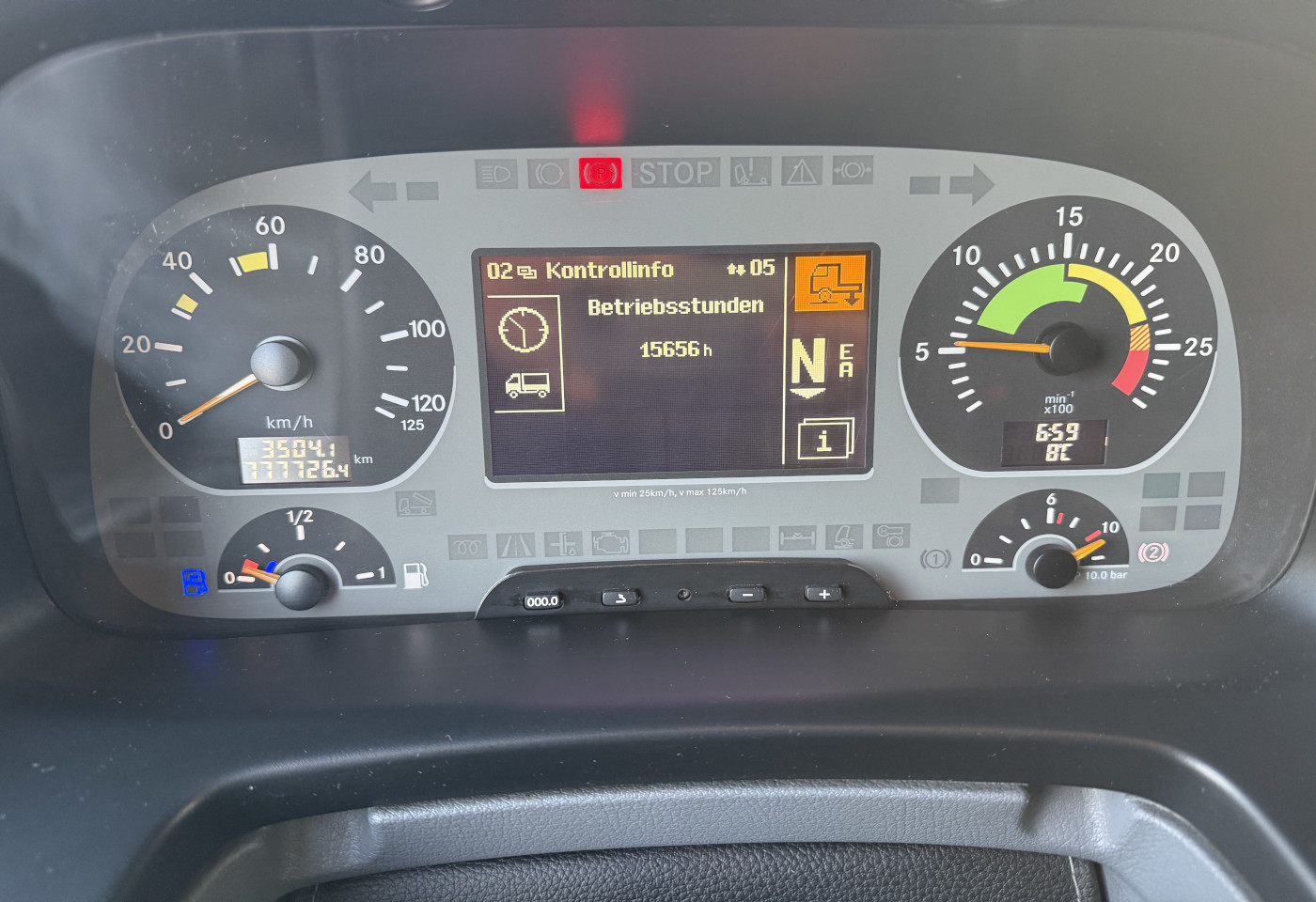 MOTO6625_2741989 vehicle image