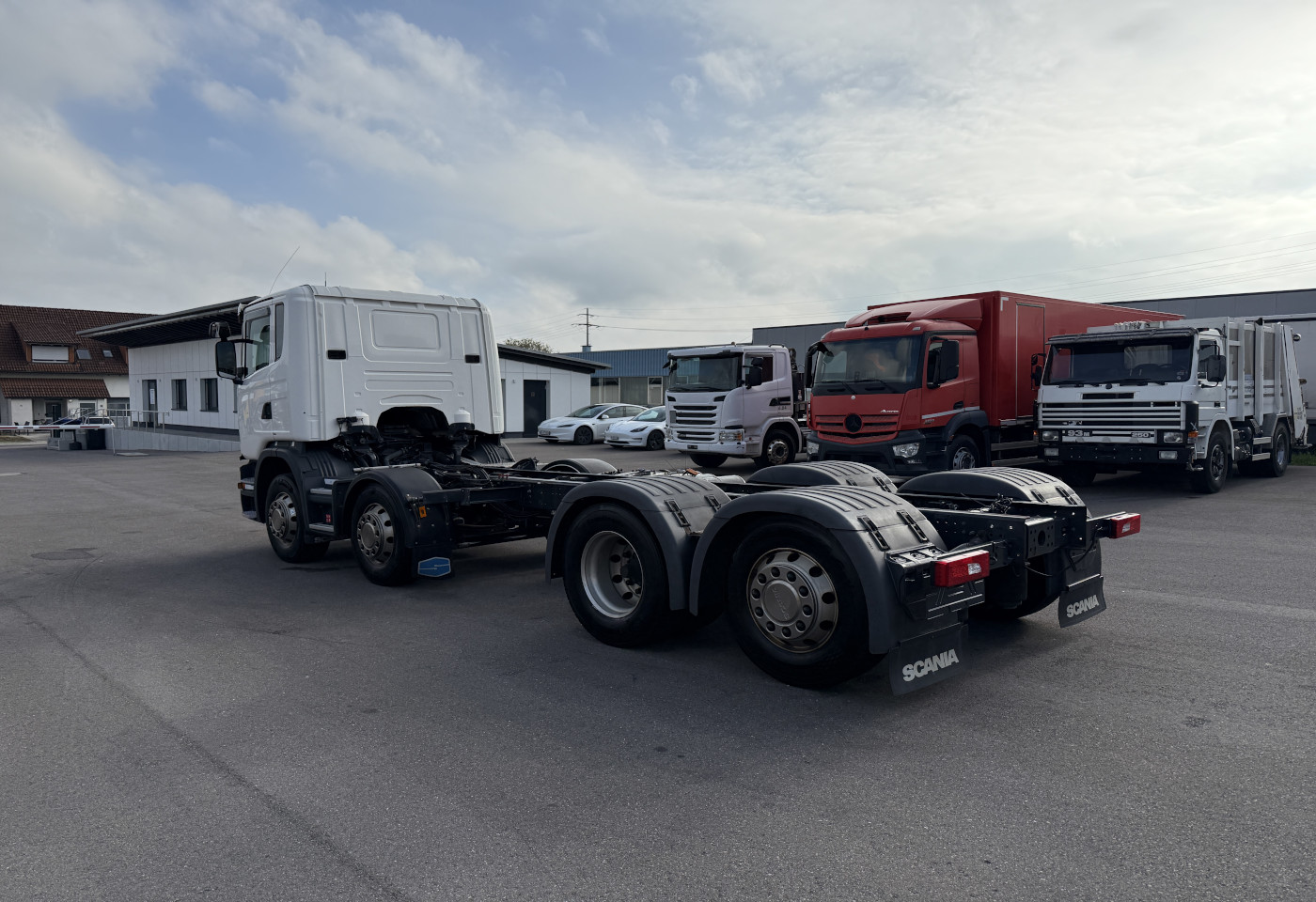 MOTO6625_2736531 vehicle image