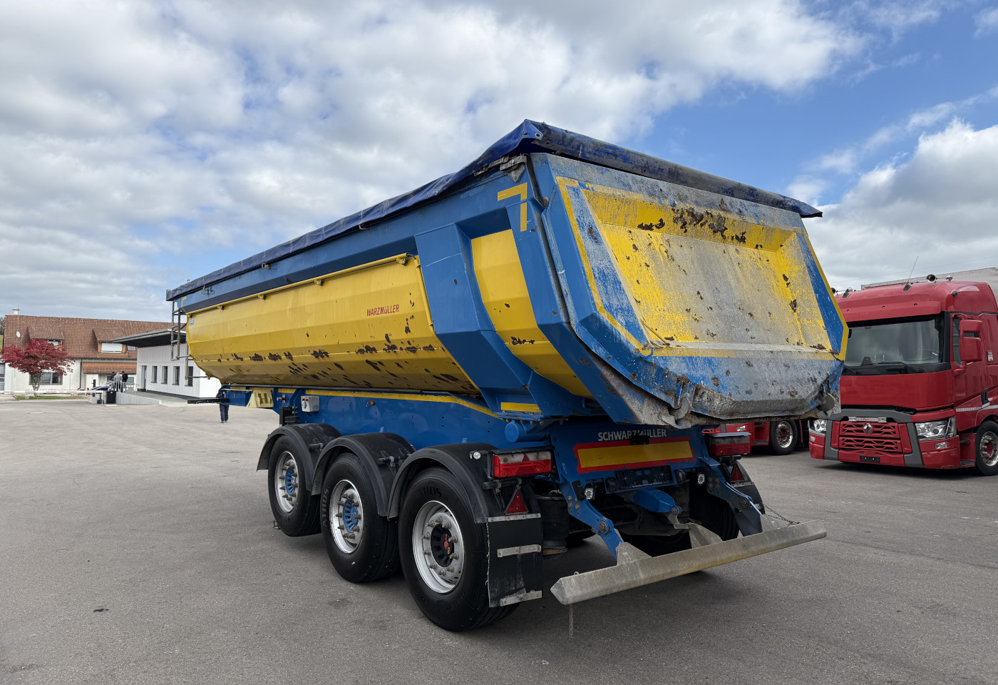 MOTO6625_2751892 vehicle image