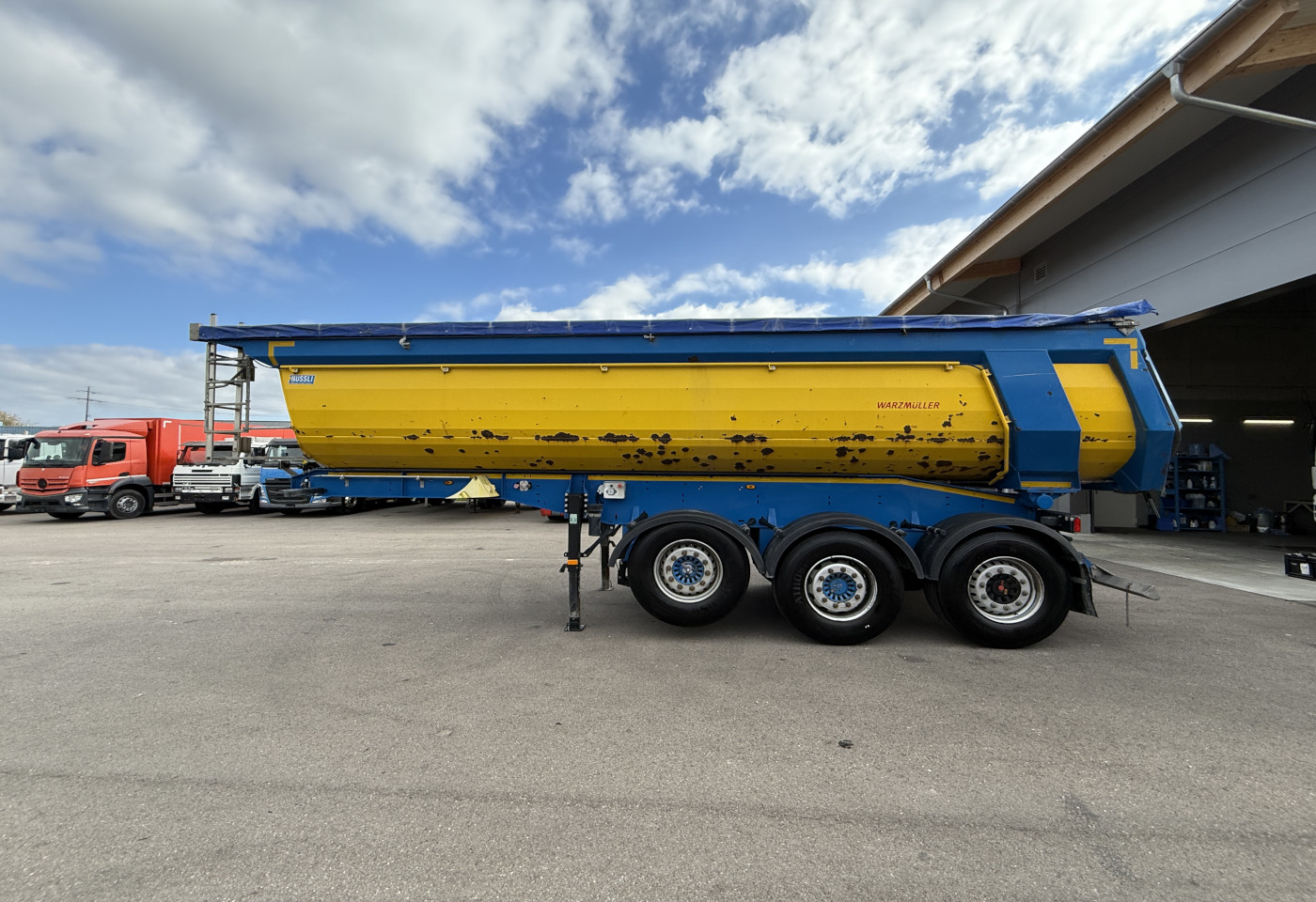 MOTO6625_2751892 vehicle image