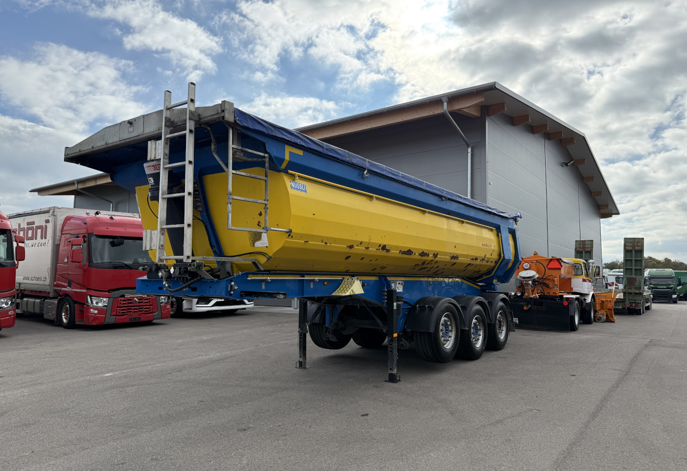 MOTO6625_2751892 vehicle image