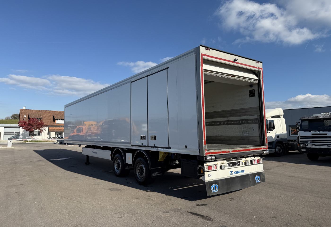 MOTO6625_2741995 vehicle image