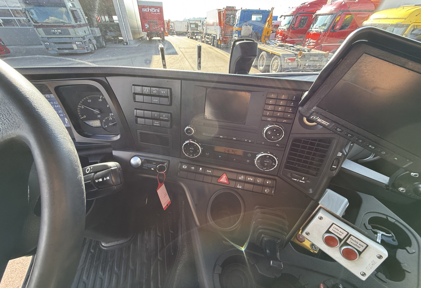 MOTO6625_2738223 vehicle image