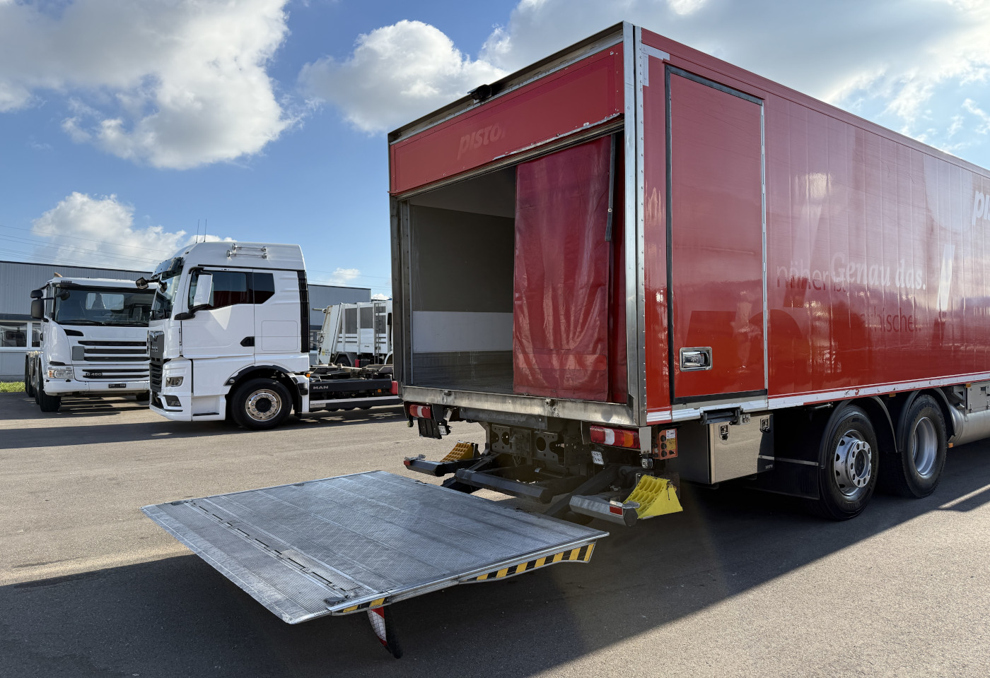 MOTO6625_2738223 vehicle image