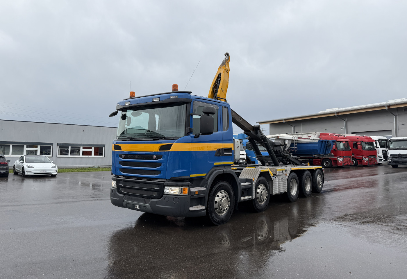 MOTO6625_2746078 vehicle image