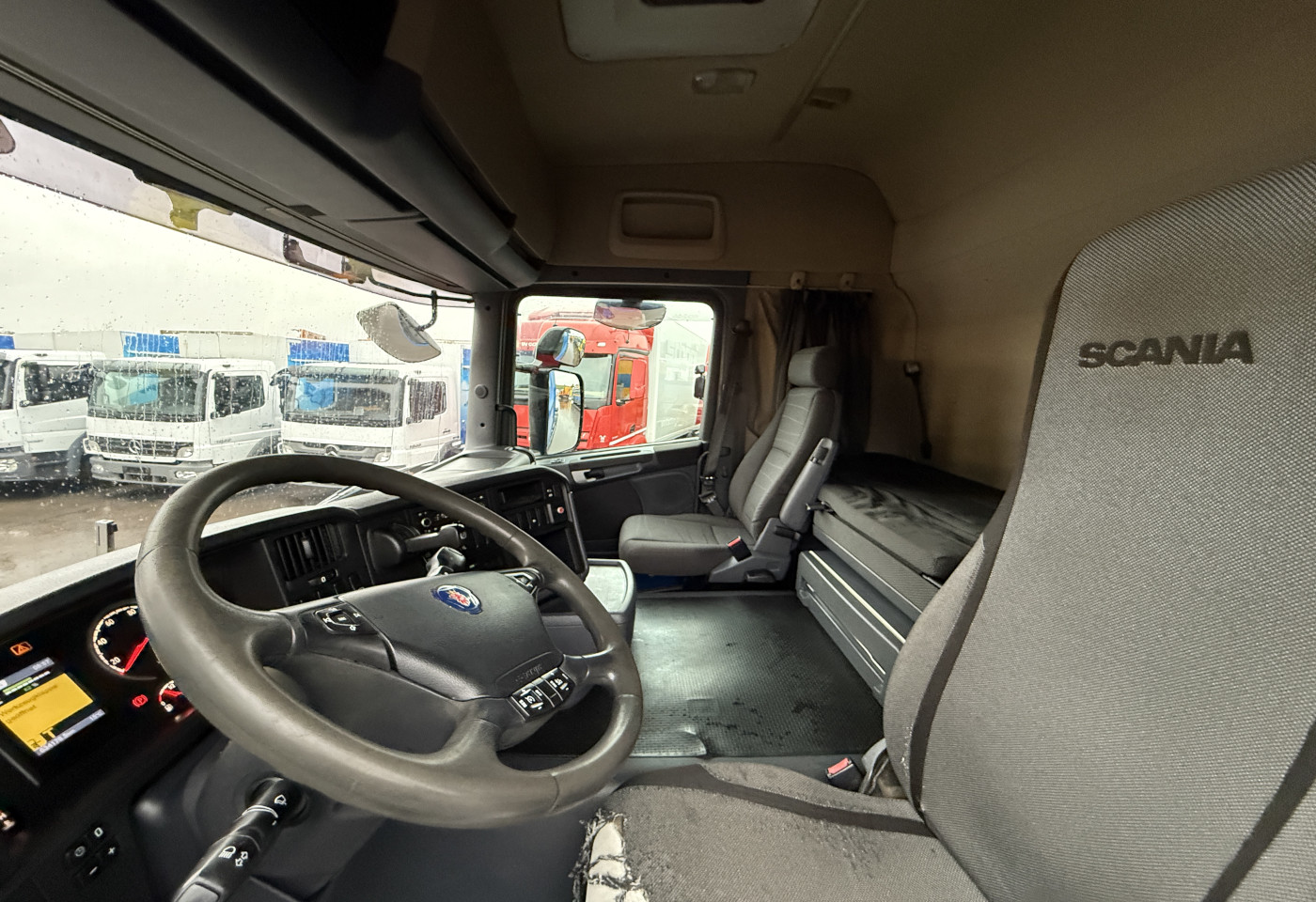 MOTO6625_2742001 vehicle image