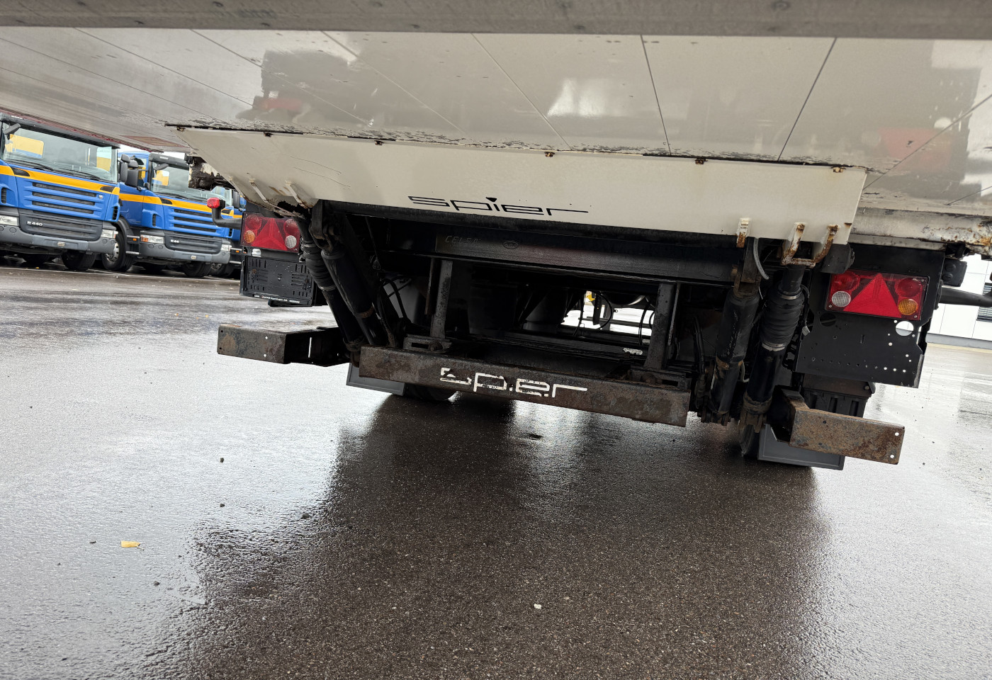 MOTO6625_2748493 vehicle image