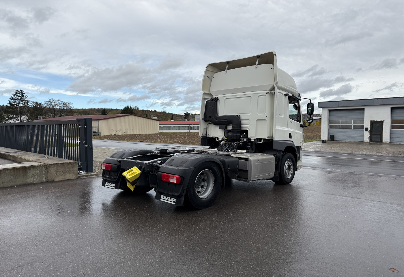 MOTO6625_2748191 vehicle image